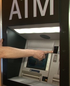 Полиция Тайваня успела задержать троих подозреваемых в ограблении банка First Bank  