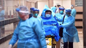 Гонконг требует полностью закрыть границу с материковым Китаем из-за коронавируса